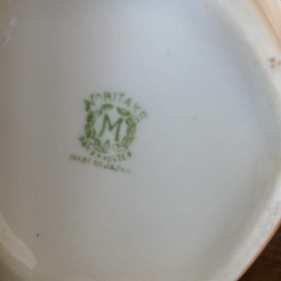 Cream and sugar , hand painted Noritake cream and sugar - Picture 3 of 5